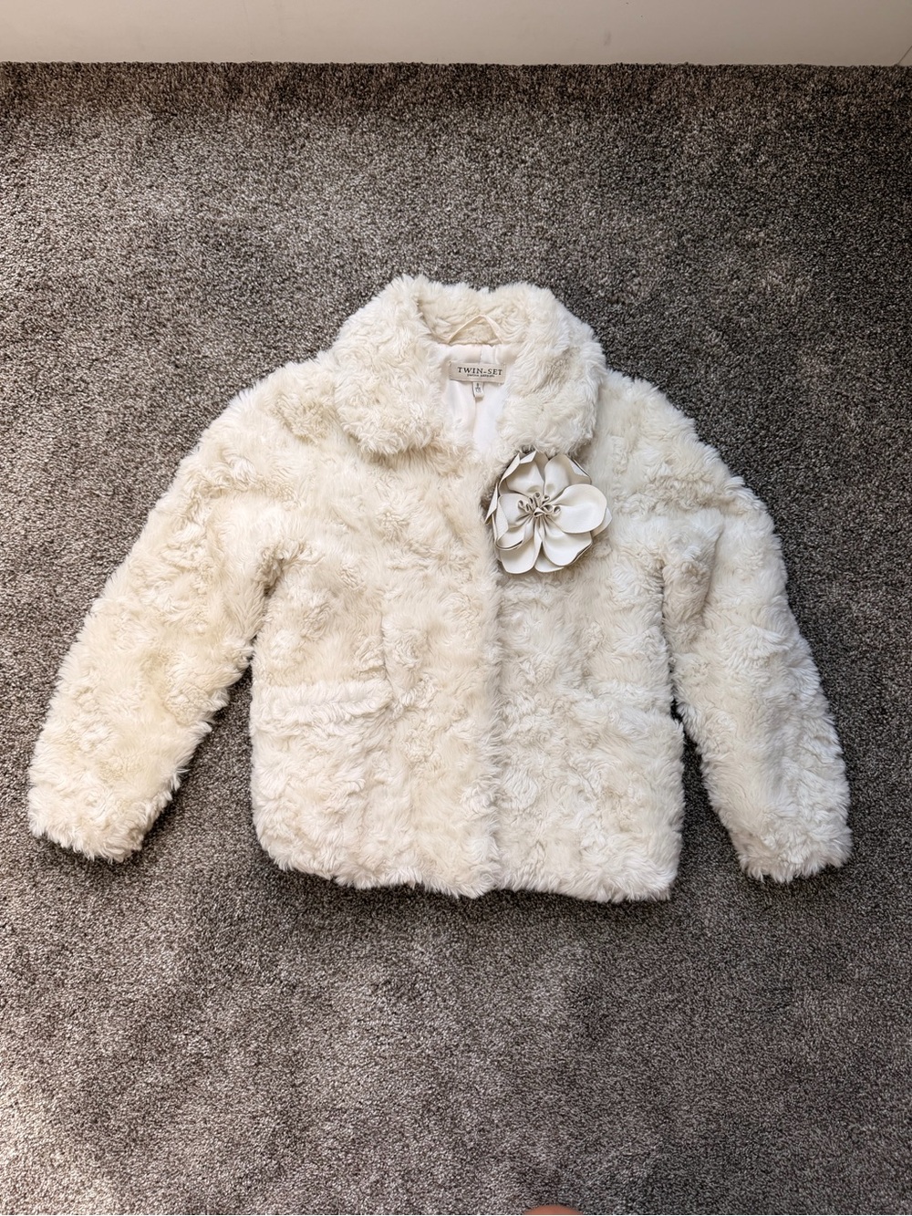Twin-Set Cream Faux-Fur Kids' Jacket with Decorative Flower